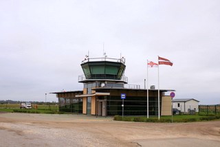 leiebil Ventspils Lufthavn